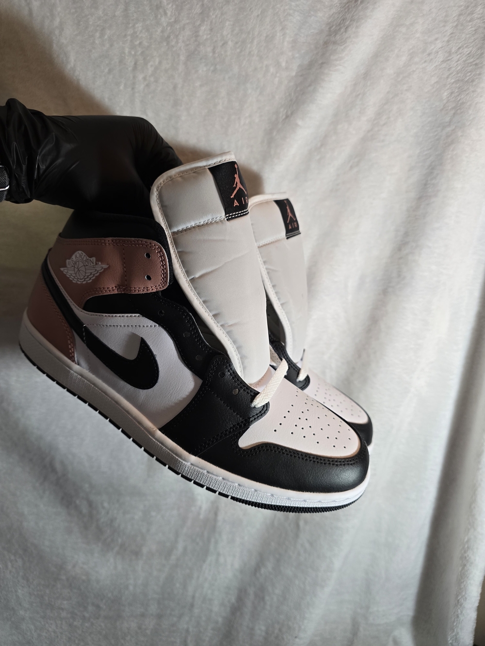 Air Jordan 1 Mid 'Rust Pink' - Casual Basketball Shoes - DQ8426-100 - Size 11